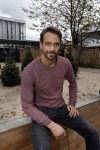 Amsterdam 26 oktober 2017 
De deelnemers-presentatie van het tv-programma Into The Waves Bovenste rij v.l.n.r. Miro Kloosterman, Joshua Nolet (ChefSpecila), Tim Douwsma, Donny Roelvink en Negativ (Maurits Delchot). Onderste rij v.l.n.r Nochtli Peralta Alvares, Touriya Haoud, Kay Nambiar, Christina Curry en Sonja Silva