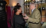 Den Bosch, 17 Oktober 2017
Veiling en tentoonstelling Kleding van Sandra Reemer bij Addy v d Krommenacker.
Noraly Beyer en Ronnie Tober