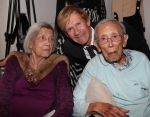Den Bosch, 17 Oktober 2017
Veiling en tentoonstelling Kleding van Sandra Reemer bij Addy v d Krommenacker.
Ouders Sandra Reemer en Addy v d Krommenacker