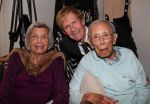 Den Bosch, 17 Oktober 2017
Veiling en tentoonstelling Kleding van Sandra Reemer bij Addy v d Krommenacker.
Ouders Sandra Reemer en Addy v d Krommenacker