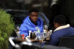 Amsterdam 6 november 2017
Quincy Promes op terras bij v Dam