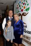 Barendrecht 6 oktober 2017
Opening restaurant wensdroom van Rob Geus. Rob met zwangere vrouw en dochter