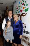 Barendrecht 6 oktober 2017
Opening restaurant wensdroom van Rob Geus. Rob met zwangere vrouw en dochter