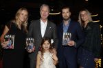Scheveningen 7 november 2017
Noekpresentatie DEAL van Rob Jansen geschreven door Michiel v Egmond. Rob met zijn vrouw Esther en zijn kinderen