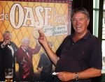 Rotterdam, 29 Augustus 2017 Persvoorstelling OASE Bar
met o.a. Joke Bruijs, Ron Brandsteder, Gerard Cox, Jacques Herb, Mini en Maxi, Jenny Arean, Bastiaan Ragas en Tony Neef.