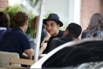 Amsterdam 13 oktober 2017 
Timor Steffens op terras