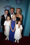 Utrecht 29 oktober 2017
Premiere on your feet in beatrixtheater in Utrecht. Bastiaan Ragas met zijn vrouw Tooske en hun kinderen