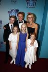 Utrecht 29 oktober 2017
Premiere on your feet in beatrixtheater in Utrecht. Bastiaan Ragas met zijn vrouw Tooske en hun kinderen