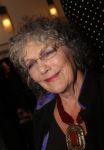 Den Bosch, 17 Oktober 2017
Veiling en tentoonstelling Kleding van Sandra Reemer bij Addy v d Krommenacker.
Willeke v Ammelrooy