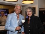 Den Bosch, 17 Oktober 2017
Veiling en tentoonstelling Kleding van Sandra Reemer bij Addy v d Krommenacker.
Willeke v Ammelrooy en Ben Cramer