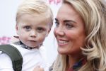 Den Haag 14 oktober 2018
Premiere Woezel en pip in koninklijke schouwburg Den haag. Monique Hazes kwam met haar zoontje Andre Hazes jr