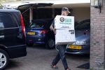 Berkel en Rodenrijs 15 oktober 2018
Monique Hazes en haar tante tillen met vrienden spullen naar hun nieuwe huis. Andre Hazes ligt ziek in bed. Vandaag gaan ze voor het eerst slapen in hun nieuwe huis aan het water.