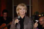 Hilversum 2 oktober 2018
Presentatie kerstshow met Xander de Buisonje Trijntje Oosterhuis Lee Towers Edsilia Rombley Karin Bloemen Danny de Munk en Anita Meier in de wisseloord studioâ€™s.