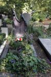 Amsterdam 9 oktober 2018
Diverse graven van bekende Nederlanders (Bners) op Zorgvlied.
Dit is het graf van  Annie MG Schmidt