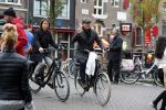 Amsterdam 5 november 2018
Presentatie Linda Man door Linda de Mol en Beau v erven Dorens. Beau had zijn vrouw Selly en kinderen meegenomen