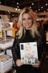 Utrecht 31 oktober 2018
Bobbi Eden en haar man Mark Laurenz met haar nieuwe boek in de jaarbeurs.