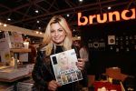 Utrecht 31 oktober 2018
Bobbi Eden en haar man Mark Laurenz met haar nieuwe boek in de jaarbeurs.