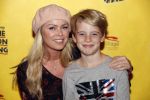 Scheveningen 17 oktober 2018
2 jaar de Lion King in het afas circustheater. Bridget Maasland met zoon Mees