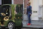 Amsterdam 16 oktober 2018
Connie Witteman doet boodschappen met haar dochter Constanza Breukhoven in haar Connieâ€™s Creative car concept.