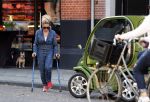 Amsterdam 16 oktober 2018
Connie Witteman doet boodschappen met haar dochter Constanza Breukhoven in haar Connieâ€™s Creative car concept.