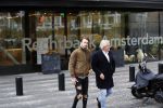 Amsterdam 7 november 2018
Dave Roelvink bij de rechtbank van Amsterdam waar hij voor moet komen voor rijden onder invloed en snelheid. Dave met zijn manager Frank Wisse