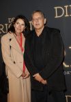 Amsterdam 23 oktober 2018
Premiere de dirigent in Tuschinski.
Dick Maas en partner Esmee Lammers