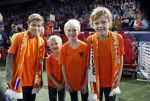 Amsterdam 13 oktober 2018
Nederland - Duitsland in de Johan Cruijff arens . eindstand 3-0
Na de Wedstrijd werden Dirk Kuyt en Rafael v d Vaart  gehuldigd. Dirk had zijn vrouw Gertrude en kinderen meegenomen. Rafael had zijn vriendin Estavan Polman en zijn kinderen Damian en Jesslynn meegenomen . Ook zijn ouders en schoonouders waren erbij.