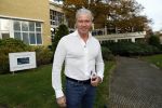 Hilversum 6 november 2018
Dries Roelvink interviewt voor Story Quincy Wilson Luc v Essen en Julia v Helvoirt uit het sbs6 programma house of Talent