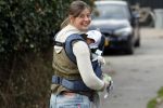 Wijdewormer 19 oktober 2018
Marnix Knetemann aan het werk op zijn boerderij. Zij zus Elise komt op bezoek met haar pas geboren baby.