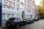 Amsterdam 8 november 2018
Appartement complex waar Estelle Cruijff voor haar deur overvallen en mishandeld is. Er hangen meerdere cameraâ€™s.