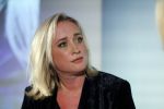 Amsterdam 23 oktober 2018
Boekpresentatie van Antoinette Scheulderman in de soho House . Eva Jinek overhandigt haar het eerste boek.