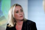 Amsterdam 23 oktober 2018
Boekpresentatie van Antoinette Scheulderman in de soho House . Eva Jinek overhandigt haar het eerste boek.