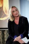 Amsterdam 23 oktober 2018
Boekpresentatie van Antoinette Scheulderman in de soho House . Eva Jinek overhandigt haar het eerste boek.