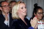 Amsterdam 23 oktober 2018
Boekpresentatie van Antoinette Scheulderman in de soho House . Eva Jinek overhandigt haar het eerste boek.