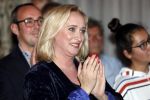 Amsterdam 23 oktober 2018
Boekpresentatie van Antoinette Scheulderman in de soho House . Eva Jinek overhandigt haar het eerste boek.