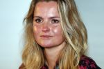 Amsterdam 23 oktober 2018
Boekpresentatie van Antoinette Scheulderman in de soho House . Eva Jinek overhandigt haar het eerste boek. Fatima Moreira de Melo