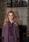 Amsterdam 23 oktober 2018
Boekpresentatie van Antoinette Scheulderman in de soho House . Eva Jinek overhandigt haar het eerste boek. Fatima Moreira de Melo