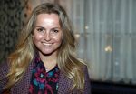Amsterdam 23 oktober 2018
Boekpresentatie van Antoinette Scheulderman in de soho House . Eva Jinek overhandigt haar het eerste boek. Fatima Moreira de Melo