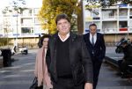 Amsterdam 6 november 2018
Advocaat Gert-Jan Knoops arriveert samen met Frank Masmeijer en zijn vrouw Carry Knoops bij de rechtbank in Amsterdam. De rechtbank in Amsterdam behandelt dinsdag de uitleveringszaak tegen de voormalig-tv-presentator.
