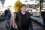 Amsterdam 6 november 2018
Advocaat Gert-Jan Knoops arriveert samen met Frank Masmeijer en zijn vrouw Carry Knoops bij de rechtbank in Amsterdam. De rechtbank in Amsterdam behandelt dinsdag de uitleveringszaak tegen de voormalig-tv-presentator.