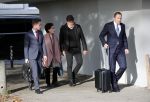 Amsterdam 6 november 2018
Advocaat Gert-Jan Knoops arriveert samen met Frank Masmeijer en zijn vrouw Carry Knoops bij de rechtbank in Amsterdam. De rechtbank in Amsterdam behandelt dinsdag de uitleveringszaak tegen de voormalig-tv-presentator.