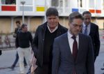 Amsterdam 6 november 2018
Advocaat Gert-Jan Knoops arriveert samen met Frank Masmeijer en zijn vrouw Carry Knoops bij de rechtbank in Amsterdam. De rechtbank in Amsterdam behandelt dinsdag de uitleveringszaak tegen de voormalig-tv-presentator.