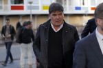 Amsterdam 6 november 2018
Advocaat Gert-Jan Knoops arriveert samen met Frank Masmeijer en zijn vrouw Carry Knoops bij de rechtbank in Amsterdam. De rechtbank in Amsterdam behandelt dinsdag de uitleveringszaak tegen de voormalig-tv-presentator.