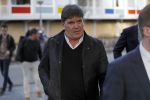 Amsterdam 6 november 2018
Advocaat Gert-Jan Knoops arriveert samen met Frank Masmeijer en zijn vrouw Carry Knoops bij de rechtbank in Amsterdam. De rechtbank in Amsterdam behandelt dinsdag de uitleveringszaak tegen de voormalig-tv-presentator.
