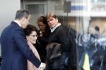 Amsterdam 6 november 2018
Advocaat Gert-Jan Knoops arriveert samen met Frank Masmeijer en zijn vrouw Carry Knoops bij de rechtbank in Amsterdam. De rechtbank in Amsterdam behandelt dinsdag de uitleveringszaak tegen de voormalig-tv-presentator.