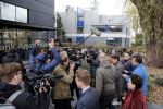 Amsterdam 13 november 2018
Frank Masmeijer komt met zijn advocaat Carry Knoops aan bij de rechtbank. Heel veel pers vangt hem op. Hij wordt daarna meteen uitgeleverd aan Belgie.