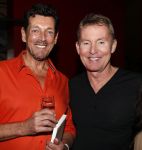 Amsterdam 18 oktober 2018
Boekpresentatie Carry tefsen in het Compagnie theater. Hans Cornelisse met partner en schoondochter Carry