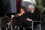 Amsterdam 3 oktober 2018
Henriette Tol met man op terras.