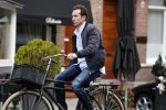 Amsterdam 18 oktober 2018
Jacob Derwig in amsterdam zuid op de fiets.