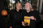 Hilversum 8 oktober 2018
Boek presentatie Peter Koelewijn bij wisseloord studioâ€™s. Het boek is geschreven door Tjerk Lammers.